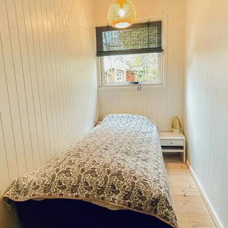 Tatil Evi Near Forest And Glesborg