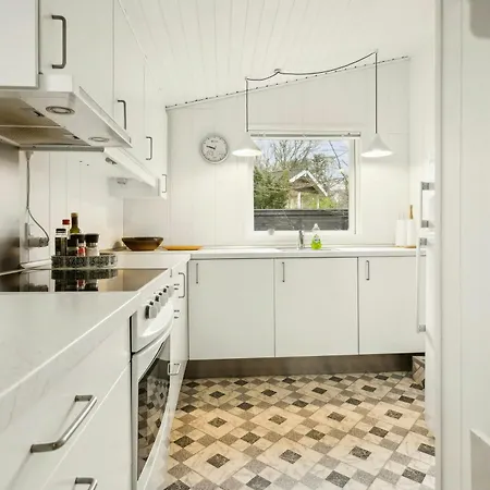 Tatil Evi Near Forest And Glesborg