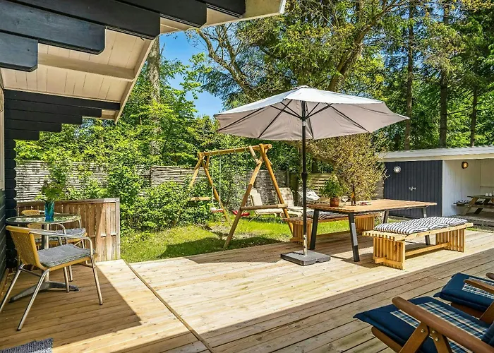 Vakantiehuis Near Forest And