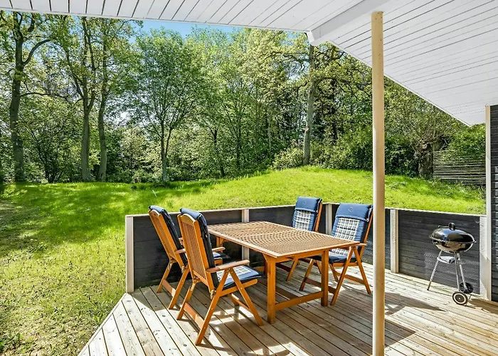 Vakantiehuis Near Forest And Glesborg